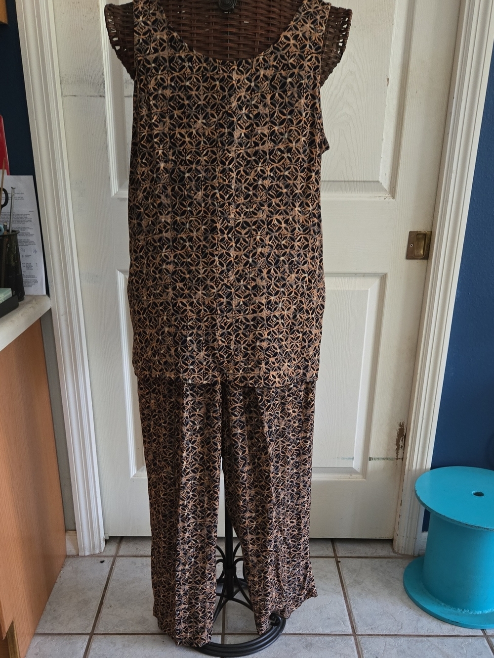 Carole Little Sleeveless Printed 2 Pc. Set in Black and Tan